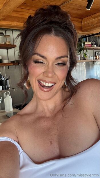 Alison Tyler