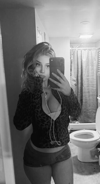 aliyahmarie2044