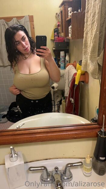 Aliza Rose