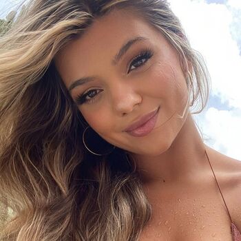 Allegra Lynn