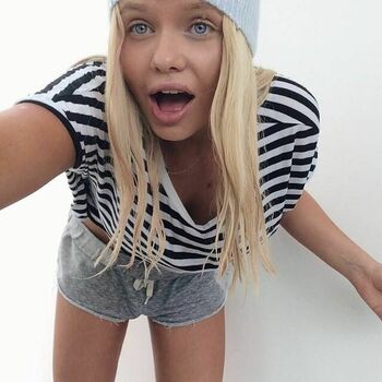 Alli Simpson