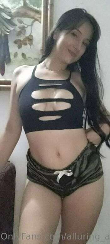alluring_athena