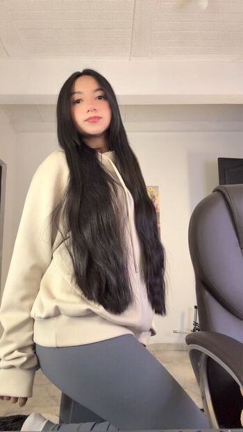 aly_golden_