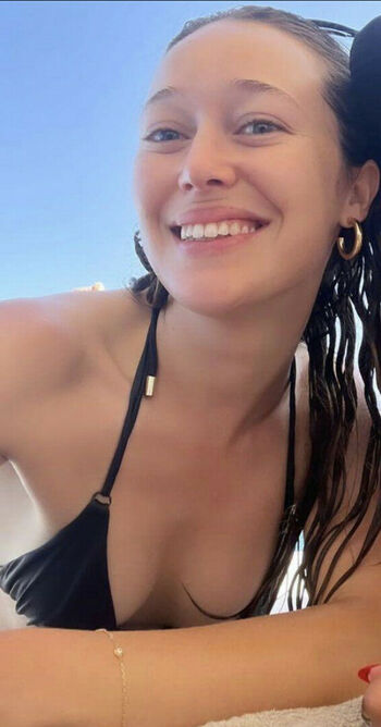 Alycia Debnam Carey