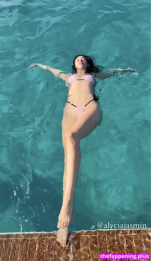 Alycia Debnam Carey