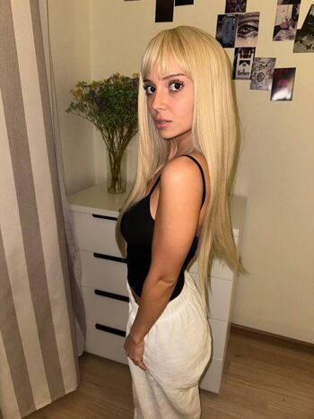Alyona Bobrova