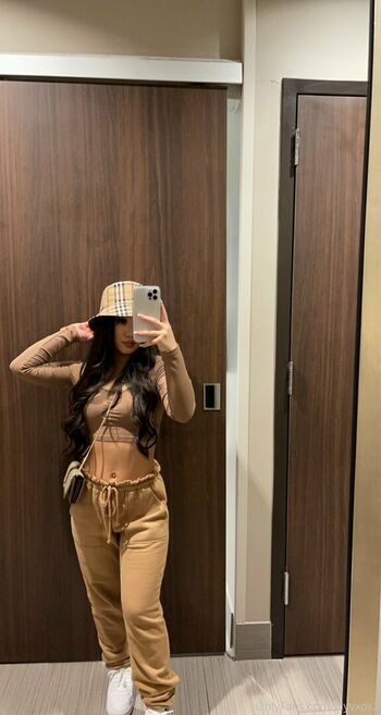 alyvxox2