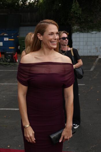 Amanda Righetti