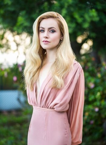 Amanda Schull