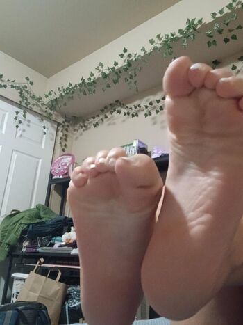 Amateur Foot Fetish Content