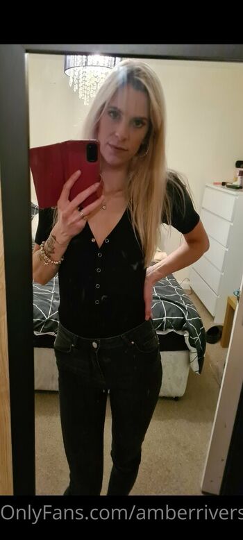 Amber_Riivers