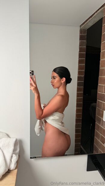 amelia_clark9