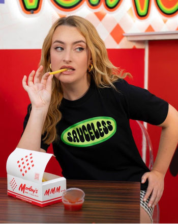Amelia Dimoldenberg