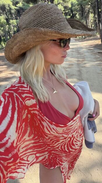 Amelia Eve Gibson