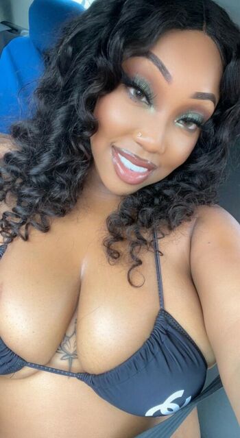 Amilli Monroe