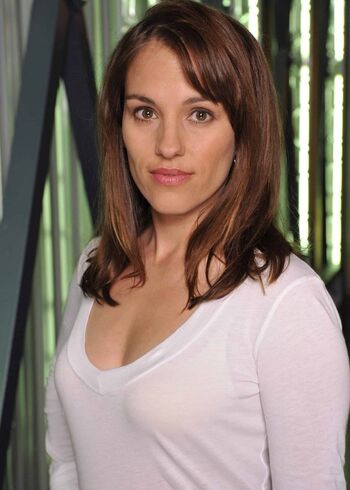 Amy Jo Johnson
