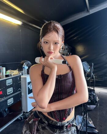 An Yujin 안유진 |