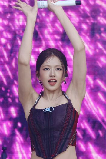 An Yujin 안유진 |