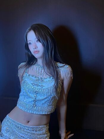 An Yujin 안유진 |