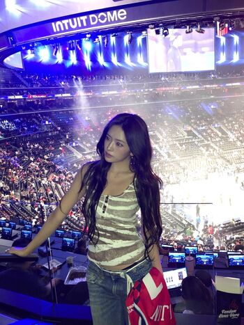 An Yujin 안유진 |