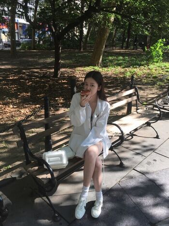 An Yujin 안유진 |