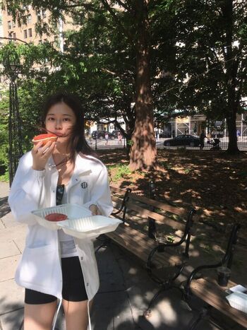 An Yujin 안유진 |