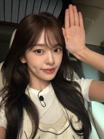 An Yujin 안유진 |