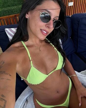 Ana Castela