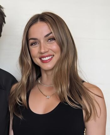 Ana De Armas