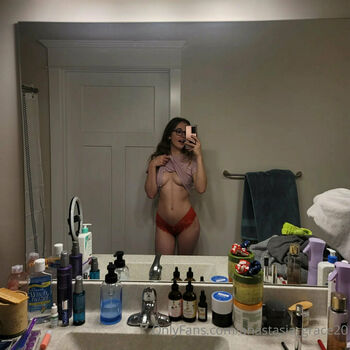 anastasia_grace20