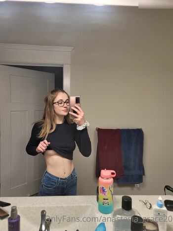 anastasia_grace21