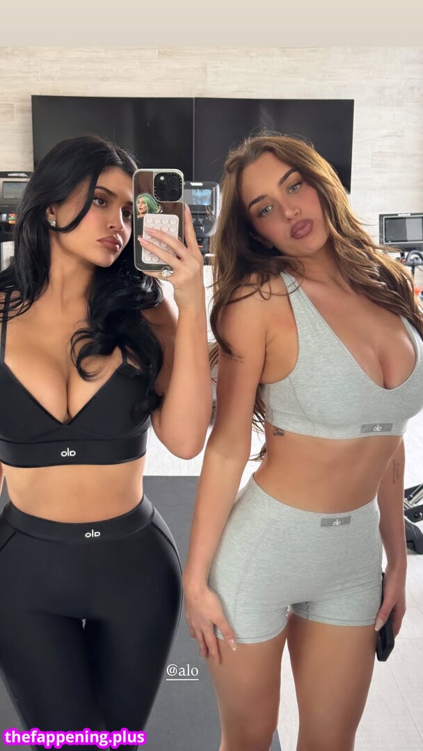 Anastasia Karanikolaou (Stassiebaby)