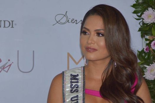 Andrea Meza