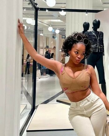 Angela Mishhhj
