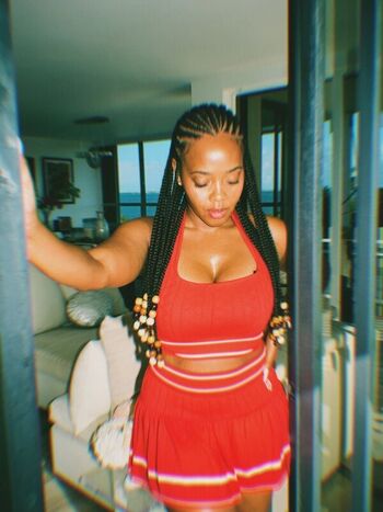 Angela Simmons