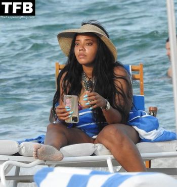 Angela Simmons
