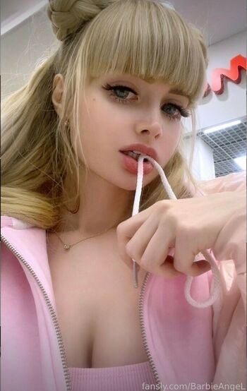 Angelica Kenova