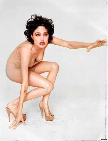 Angelina Jolie