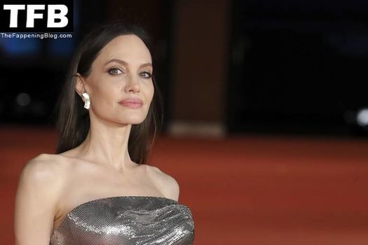 Angelina Jolie