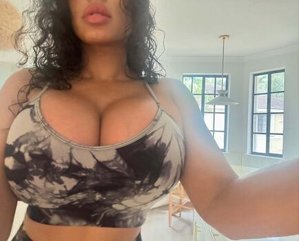 AngelinaXAmor