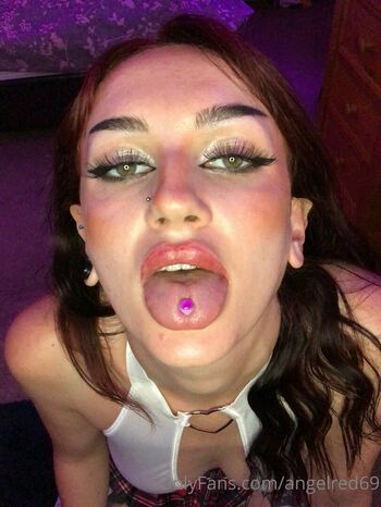 AngelRed69