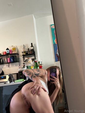 angelyoungsxxx