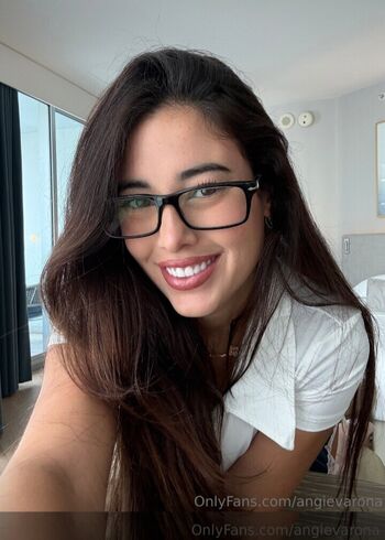 Angie Varona