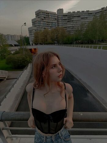 anita_raev