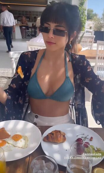 Anna Akana