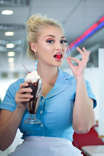 Anna Faith