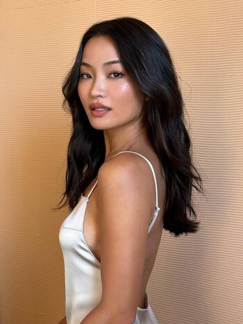 Anna Sawai