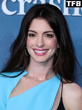 Anne Hathaway