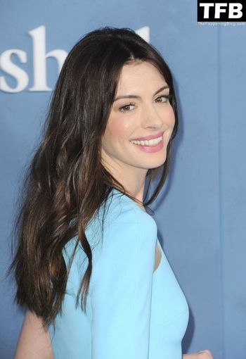 Anne Hathaway