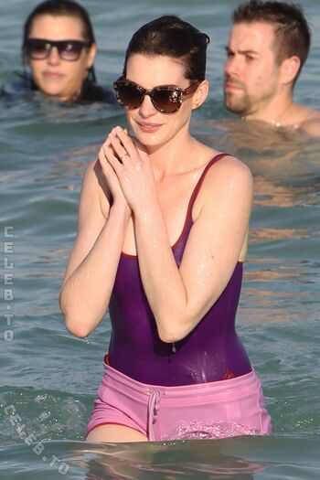 Anne Hathaway